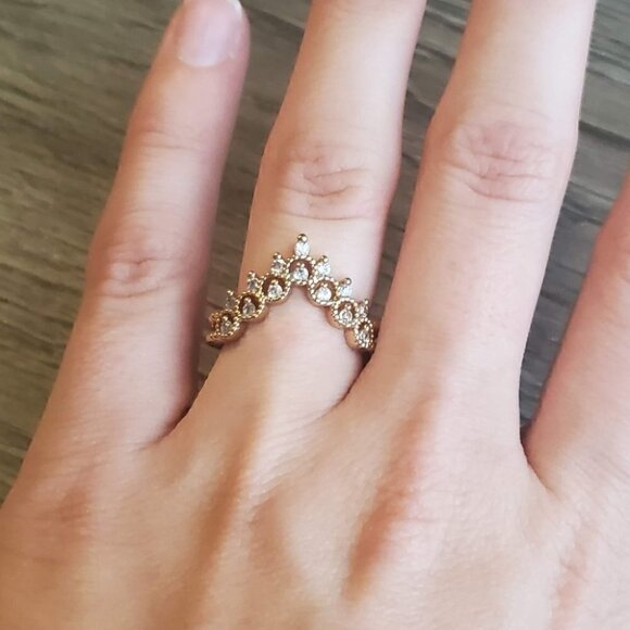 Ring - Picture 3 of 3